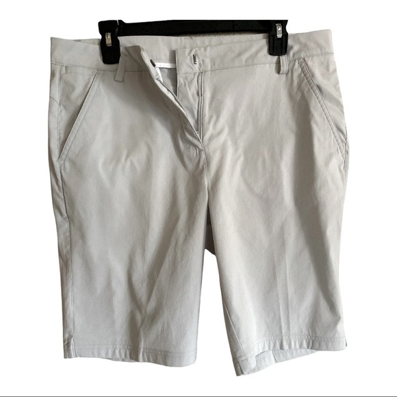 PUMA Beige Athletic Tech Solid Golf Bermuda Golf Shorts Size 12 ECU - Picture 4 of 6